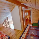 Ski-in Ski-out Cozy Retreat With Mountain Views Apartamento