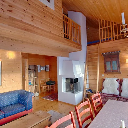 Apartment Ski-in Ski-out Cozy Retreat With Mountain Views