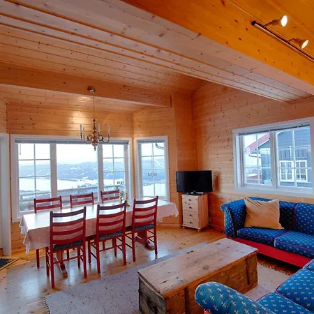 Ski-in Ski-out Cozy Retreat With Mountain Views Apartment *