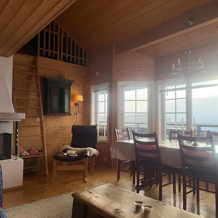 Ski-in Ski-out Cozy Retreat With Mountain Views * Beitostolen