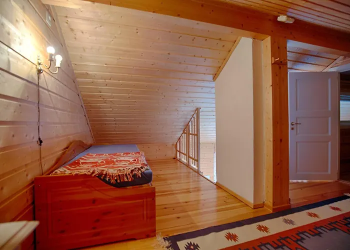 Ski-in Ski-out Cozy Retreat With Mountain Views Apartment *